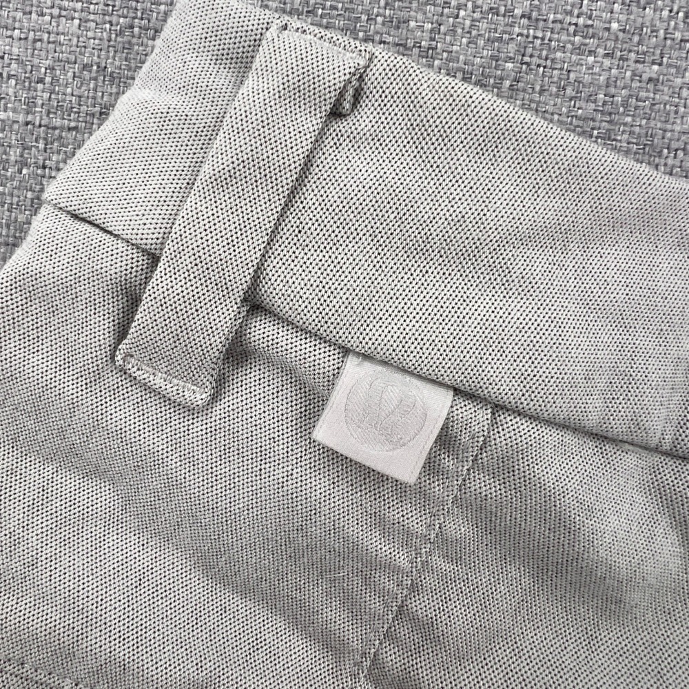 Lululemon Commission Classic Fit Shorts Men 30 Gray 7" Athleisure Clean Casual - Picture 9 of 10